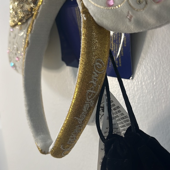 Disney’s 50th Anniversary Limited Edition Light up Minnie Ears - Picture 4 of 6